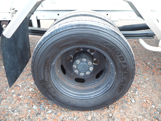 メルセデス・ベンツトランスポーターセーフティーローダー|中古トラックの販売・買取・査定のアイナビ