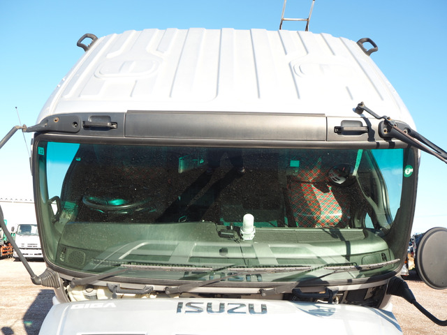 いすゞギガミキサー車2デフ新明和スランプガード|中古トラックの販売・買取・査定のアイナビ