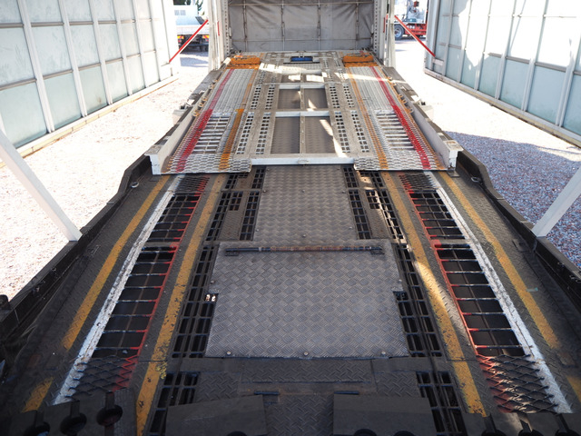 日野レンジャー車載車レクサス仕様キャリアカー|中古トラックの販売・買取・査定のアイナビ