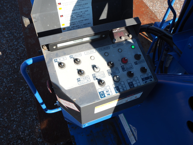 いすゞエルフ高所作業車スーパーデッキTZ12A|中古トラックの販売・買取・査定のアイナビ