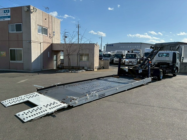 保証対象車両セーフティローダーワンオーナーワイド|中古トラックの販売・買取・査定のアイナビ