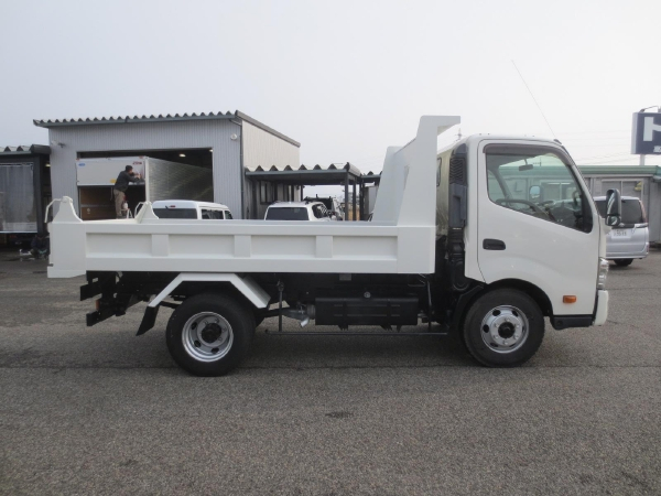 日野レンジャーダンプ|中古トラックの販売・買取・査定のアイナビ