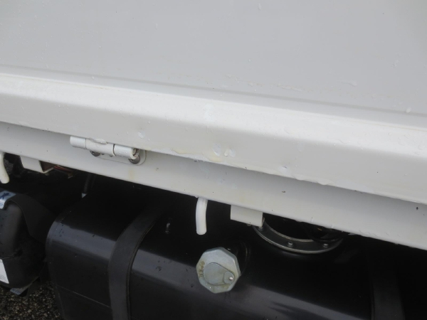 三菱キャンター平ゲート付|中古トラックの販売・買取・査定のアイナビ