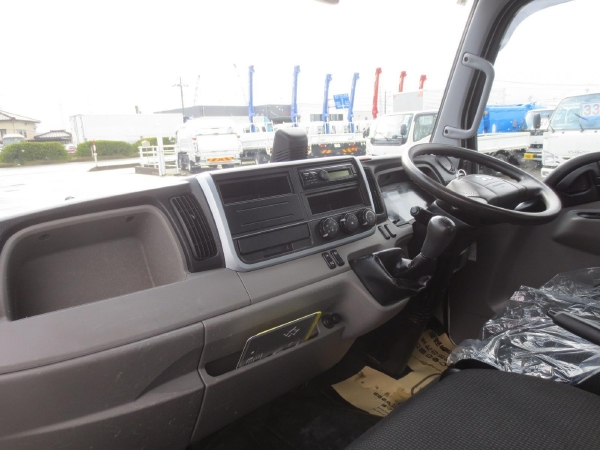 三菱キャンター平ゲート付|中古トラックの販売・買取・査定のアイナビ