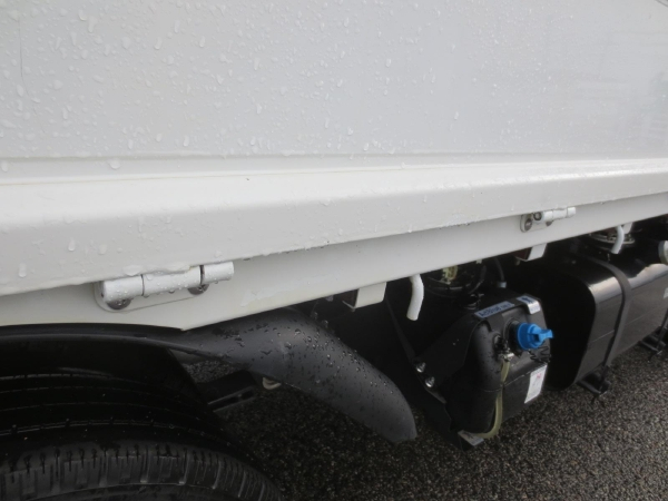 三菱キャンター平ゲート付|中古トラックの販売・買取・査定のアイナビ