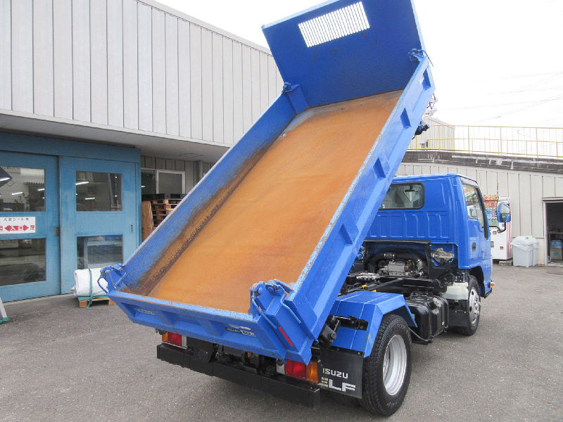 ★3050*1590*320★三転ダンプ★積載2.0t★走行少★|中古トラックの販売・買取・査定のアイナビ