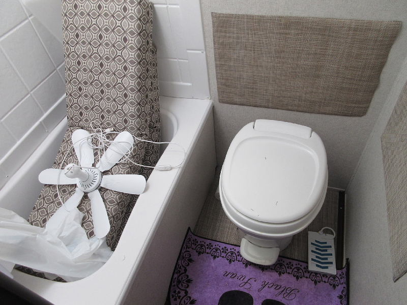 ★キャンピングトレーラ★|中古トラックの販売・買取・査定のアイナビ