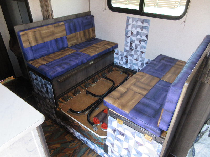 ★キャンピングトレーラ★|中古トラックの販売・買取・査定のアイナビ