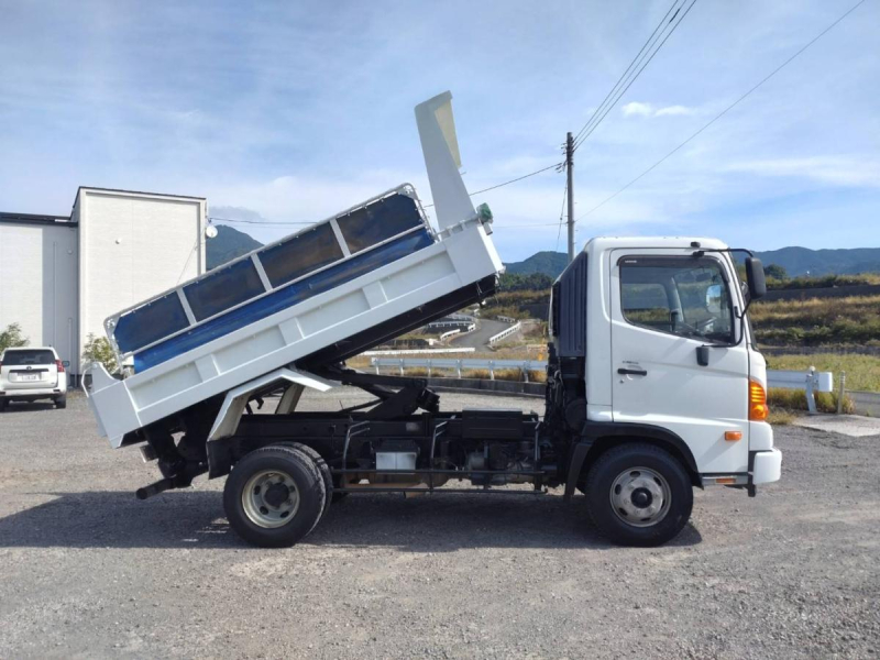 日野自動車レンジャー 4tダンプ 電動コボレーン 電動ミラー|中古トラックの販売・買取・査定のアイナビ