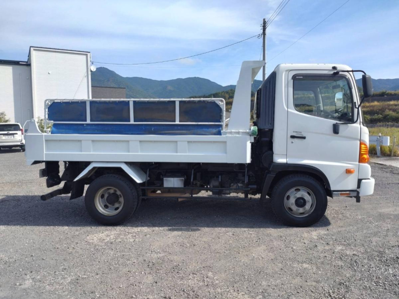 日野自動車レンジャー 4tダンプ 電動コボレーン 電動ミラー|中古トラックの販売・買取・査定のアイナビ