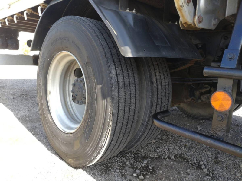 日野自動車レンジャー 4tユニック 4段クレーン ラジコン有り|中古トラックの販売・買取・査定のアイナビ