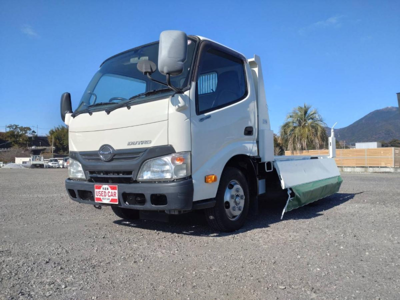 日野自動車デュトロ 2tダンプ 全低床 オートマ車|中古トラックの販売・買取・査定のアイナビ