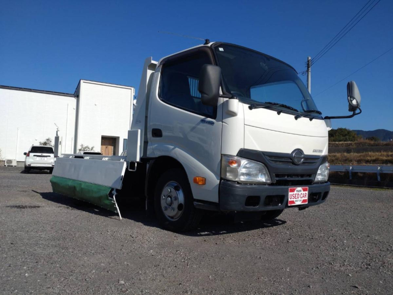 日野自動車デュトロ 2tダンプ 全低床 オートマ車|中古トラックの販売・買取・査定のアイナビ