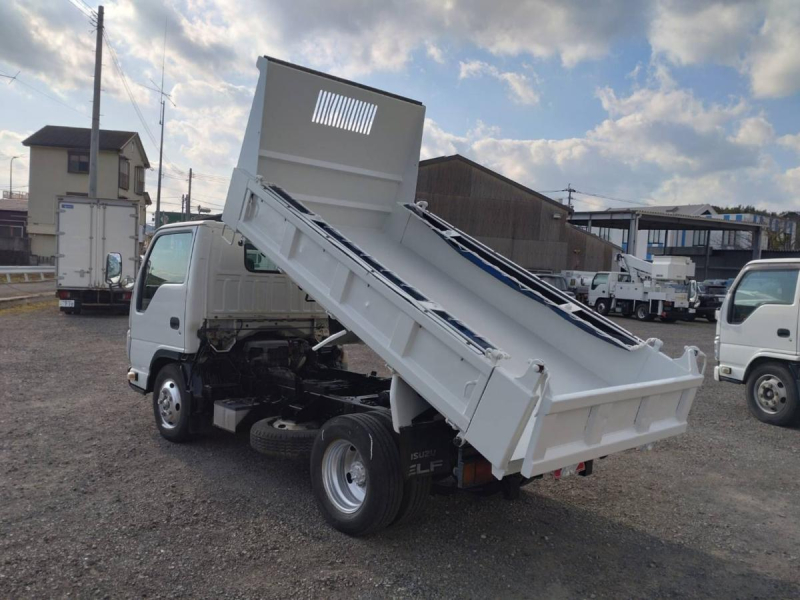 いすゞエルフ 3tダンプ オートマ車 積載量3000kgコボレーン|中古トラックの販売・買取・査定のアイナビ