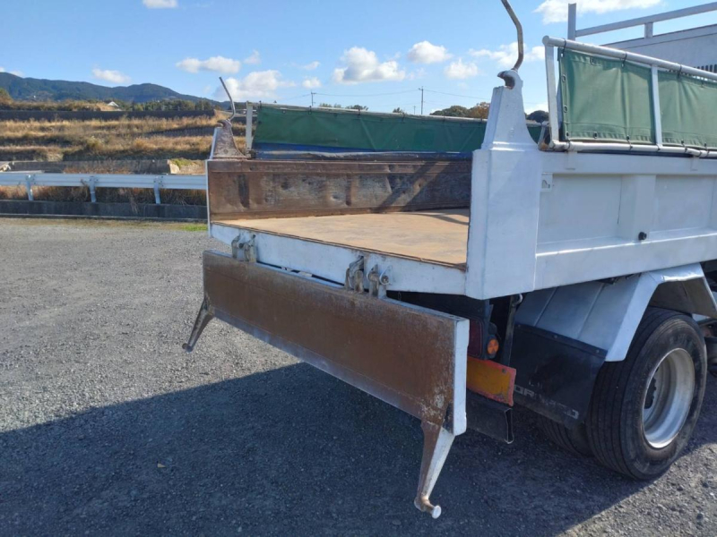 いすゞフォワード 4tダンプ コボレーン 坂道発進補助装置|中古トラックの販売・買取・査定のアイナビ