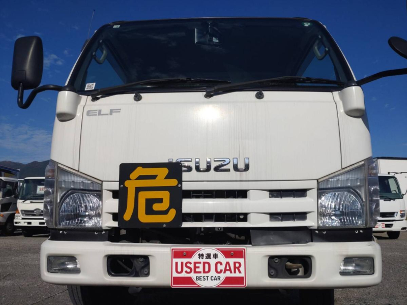 いすゞエルフ タンクローリー 2層4KL 消防書類有り AT車|中古トラックの販売・買取・査定のアイナビ