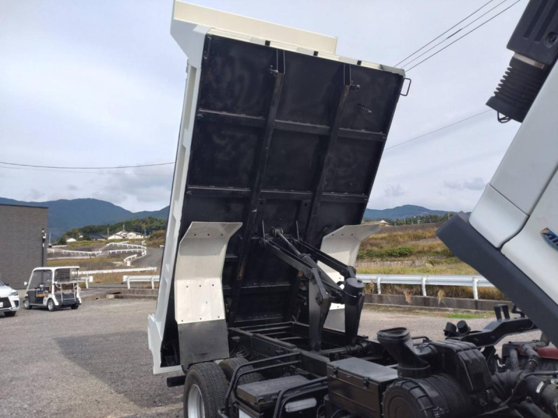 日野自動車レンジャー 4tダンプ コボレーン 電動ミラー|中古トラックの販売・買取・査定のアイナビ