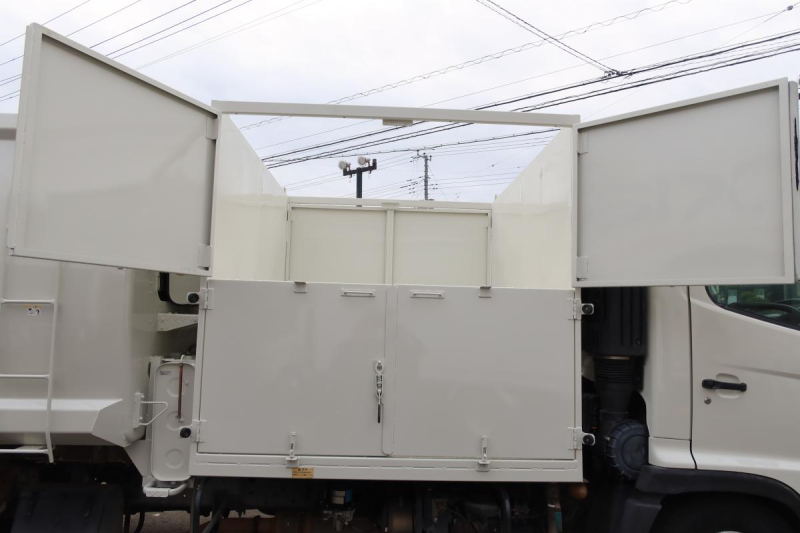 プレス式パッカー車 極東製6.2立米|中古トラックの販売・買取・査定のアイナビ