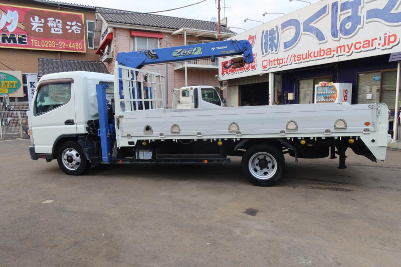 ワイド超ロング3段クレーンラジコン付きセルフ|中古トラックの販売・買取・査定のアイナビ