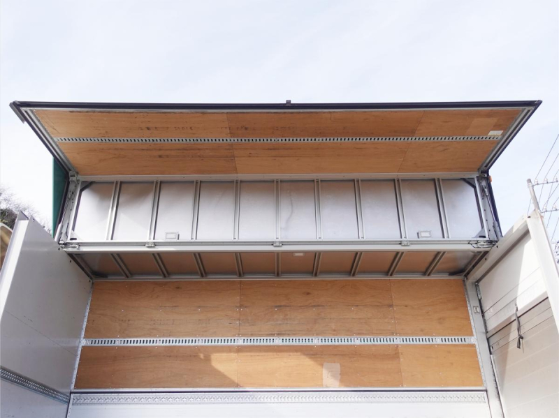 パワーゲートワイドアルミウイングアルミウィング|中古トラックの販売・買取・査定のアイナビ