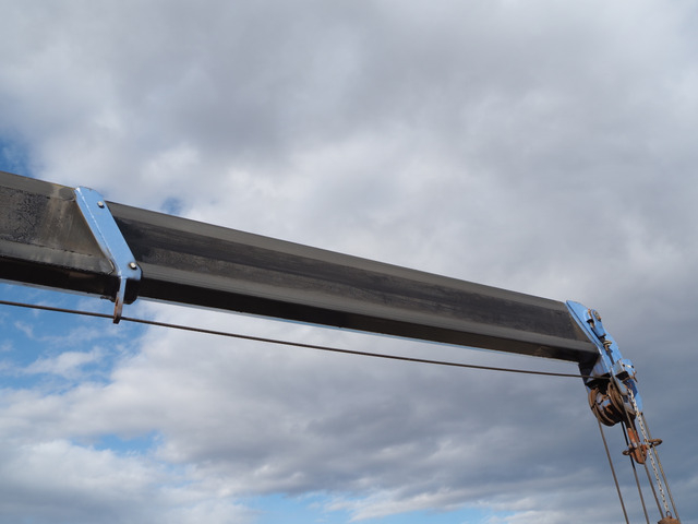 三菱ふそうキャンターワイドロング5段クレーンラジコン|中古トラックの販売・買取・査定のアイナビ