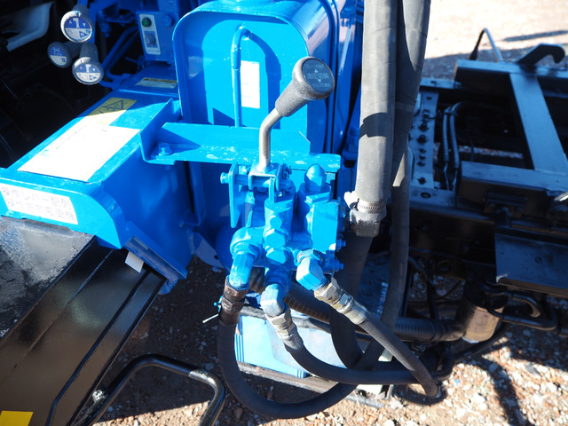 デュトロ3段クレーン付セーフティーローダーウインチラジコン|中古トラックの販売・買取・査定のアイナビ