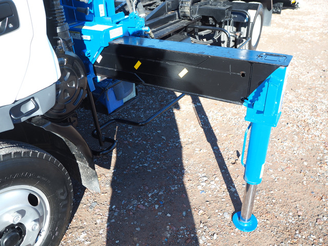 デュトロ3段クレーン付セーフティーローダーウインチラジコン|中古トラックの販売・買取・査定のアイナビ