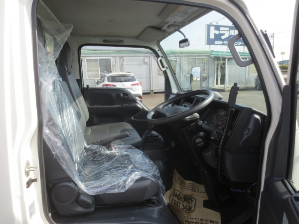 いすゞエルフフルフラットローダンプ|中古トラックの販売・買取・査定のアイナビ