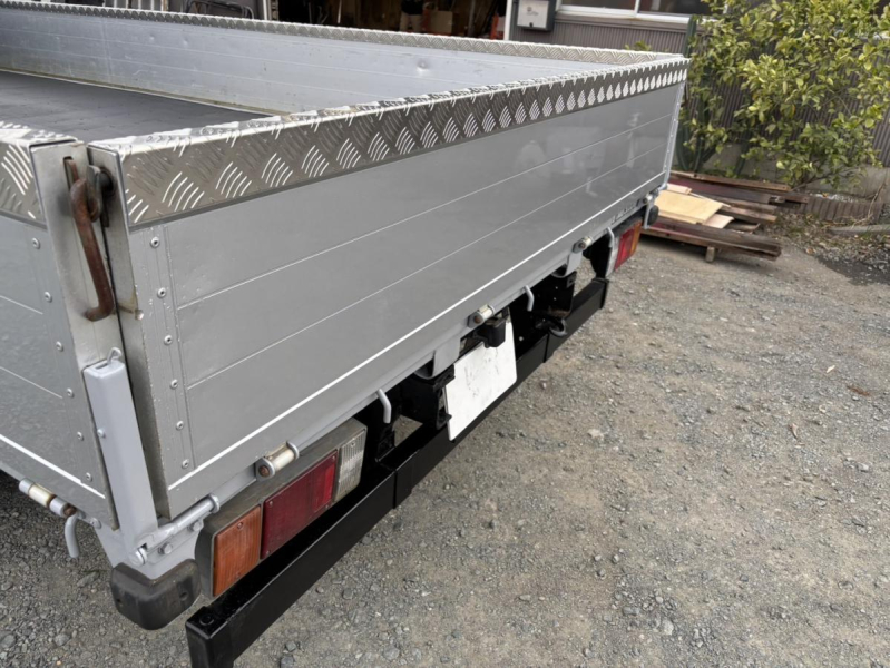 ★★エルフ ワイドロング 3トン 荷台張替え済み★★|中古トラックの販売・買取・査定のアイナビ