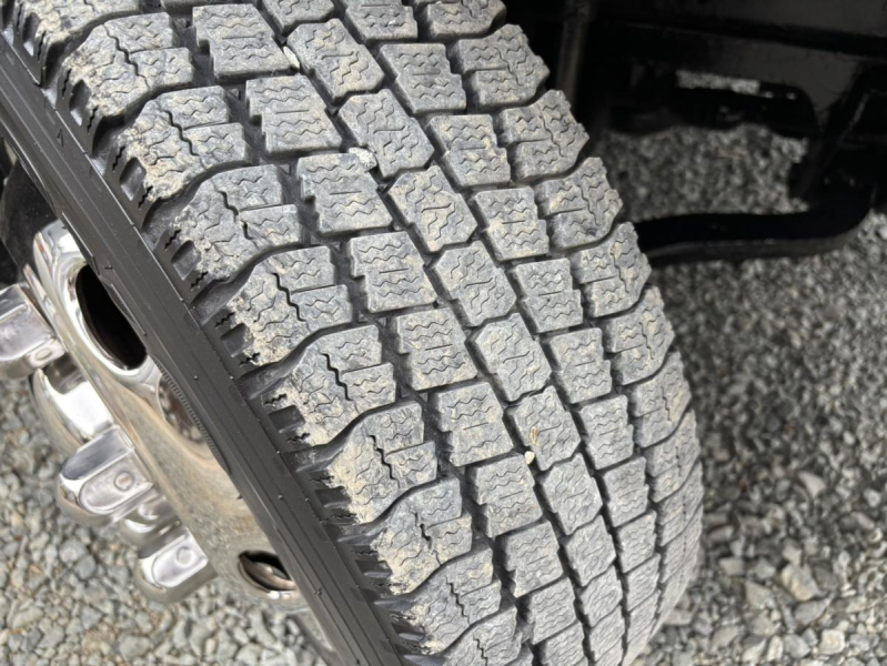 ★★エルフ ワイドロング 3トン 荷台張替え済み★★|中古トラックの販売・買取・査定のアイナビ