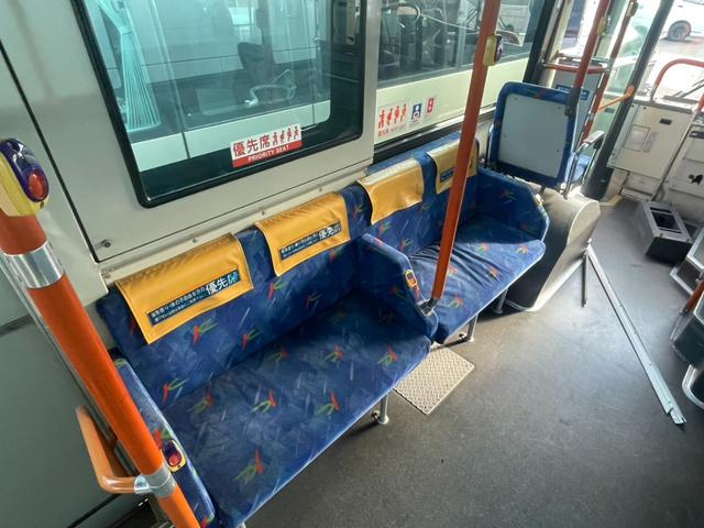 日野レインボーバス|中古トラックの販売・買取・査定のアイナビ