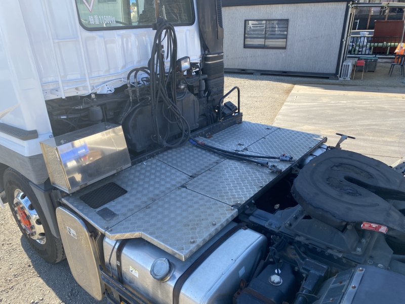 H26年式、スーパーグレート、ハイルーフトラクタ、車検付|中古トラックの販売・買取・査定のアイナビ