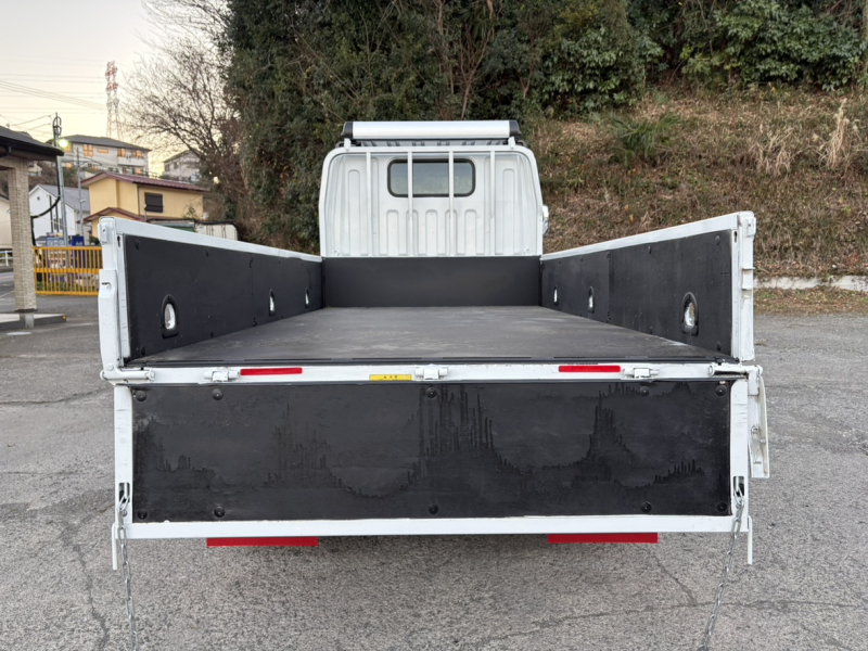 H28年式、キャンター、平ボデー、予備検付|中古トラックの販売・買取・査定のアイナビ