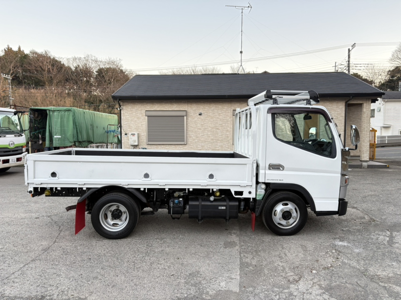 H28年式、キャンター、平ボデー、予備検付|中古トラックの販売・買取・査定のアイナビ
