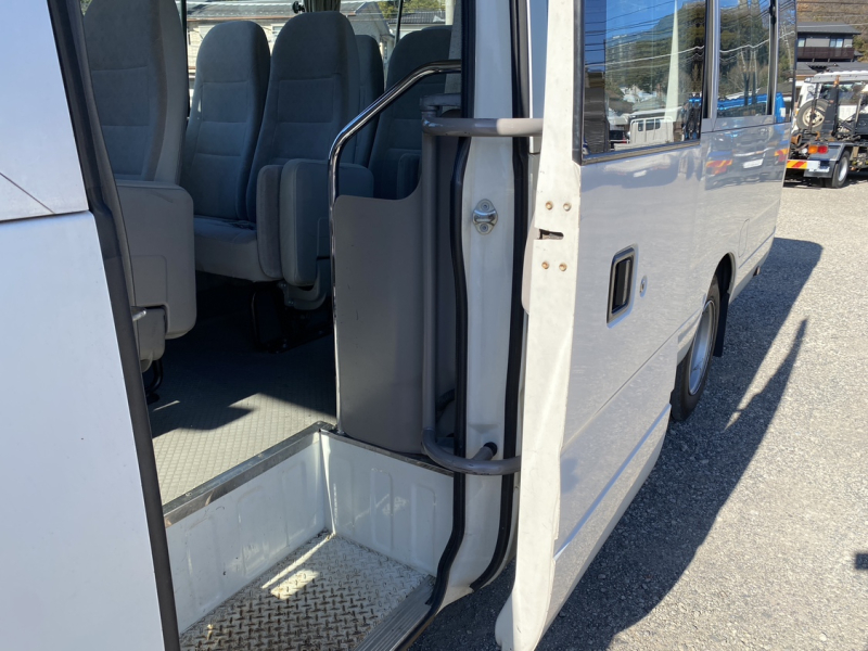 H25年式、コースター、マイクロバス、乗車定員29人|中古トラックの販売・買取・査定のアイナビ