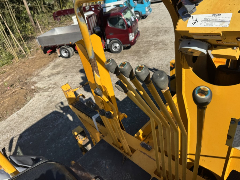 アイチD70Aオーガウインチモーメントリミッター無し|中古トラックの販売・買取・査定のアイナビ