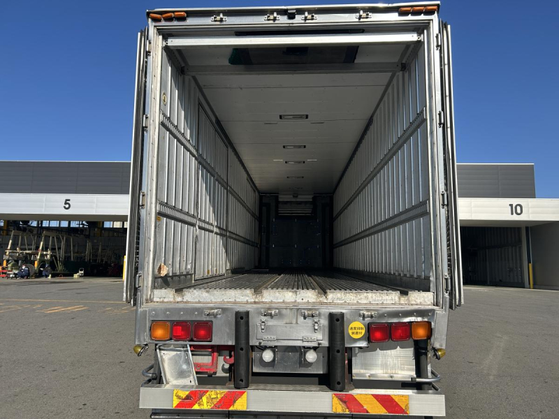 ふそうスーパーグレート 冷蔵冷凍車  サイドドア|中古トラックの販売・買取・査定のアイナビ