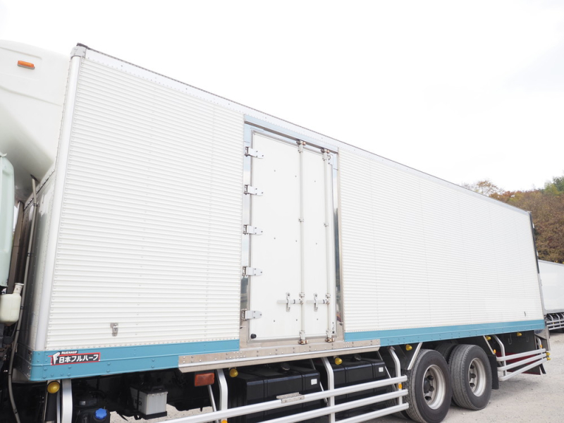 いすゞ 冷凍バン ギガ|中古トラックの販売・買取・査定のアイナビ