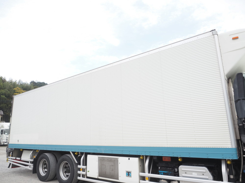 いすゞ 冷凍バン ギガ|中古トラックの販売・買取・査定のアイナビ