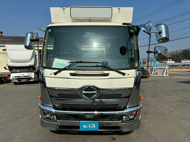 保証対象車両ショートキャブベッドレス新明和工業強化ダンプ|中古トラックの販売・買取・査定のアイナビ