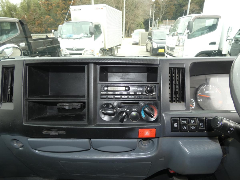 H24　3トン マニュアル ダンプ　260101|中古トラックの販売・買取・査定のアイナビ