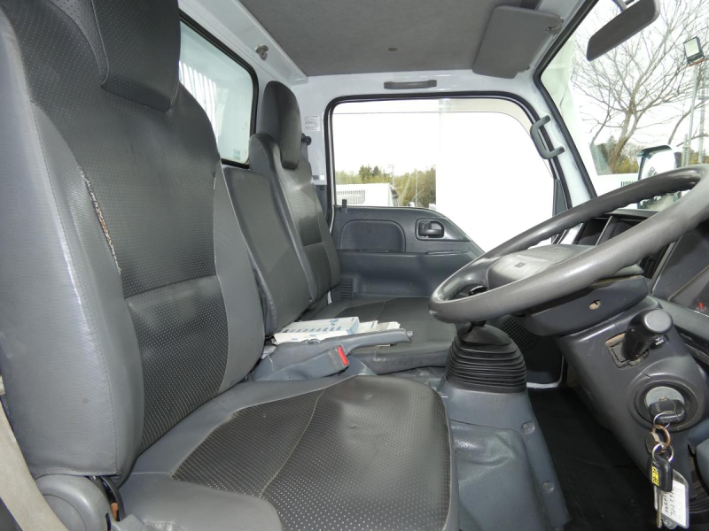 H24　3トン マニュアル ダンプ　260101|中古トラックの販売・買取・査定のアイナビ