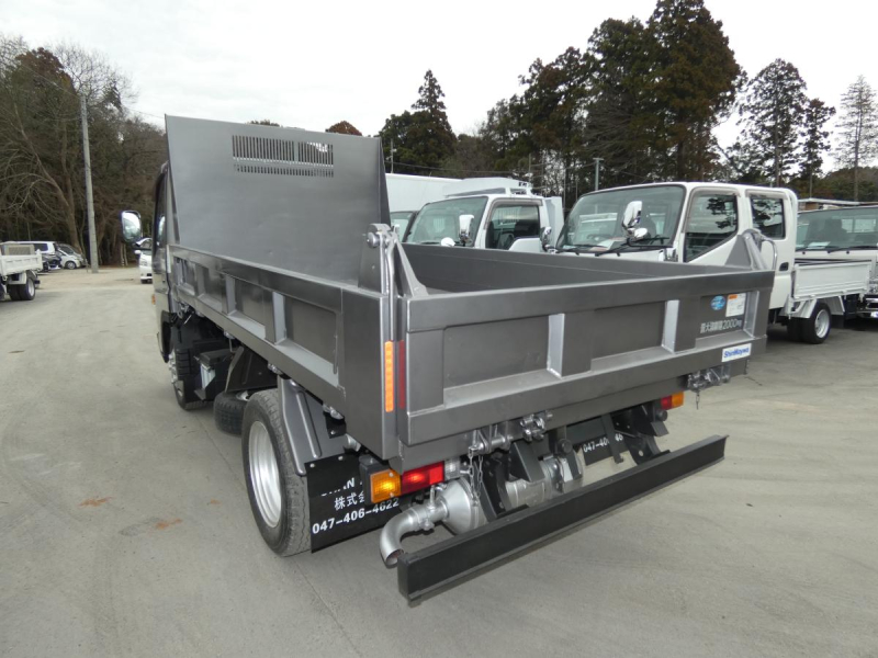 令和1　 2トン マニュアル ダンプ　251226|中古トラックの販売・買取・査定のアイナビ