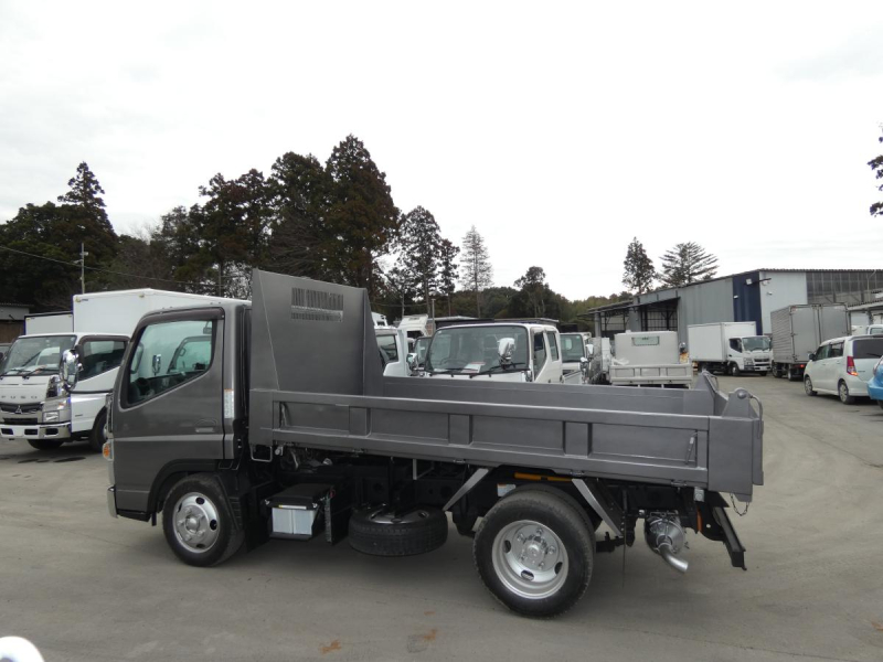 令和1　 2トン マニュアル ダンプ　251226|中古トラックの販売・買取・査定のアイナビ