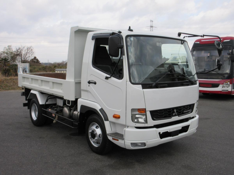 三菱 ファイター 土砂ダンプ 強化3方開 積載3.9トン!!|中古トラックの販売・買取・査定のアイナビ