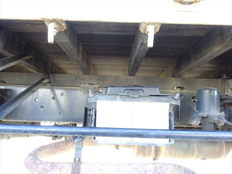 4段 RCFI ユニック|中古トラックの販売・買取・査定のアイナビ