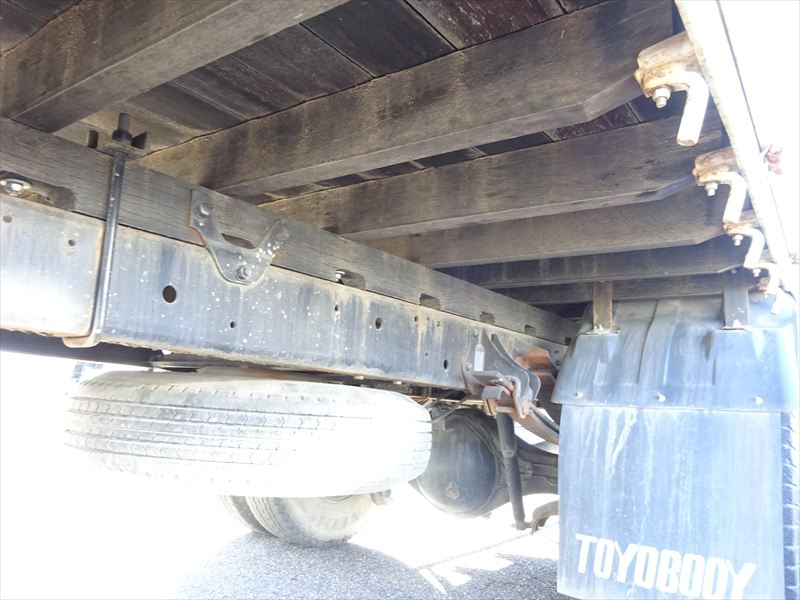 4段 RCFI ユニック|中古トラックの販売・買取・査定のアイナビ