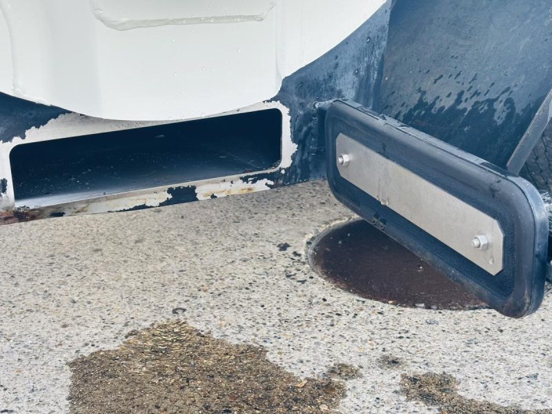 標準幅 巻き込みパッカー車 極東製5.1立米 積載2000kg|中古トラックの販売・買取・査定のアイナビ