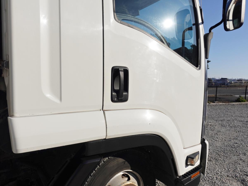 パワーゲートワイドアルミウイングアルミウイング|中古トラックの販売・買取・査定のアイナビ