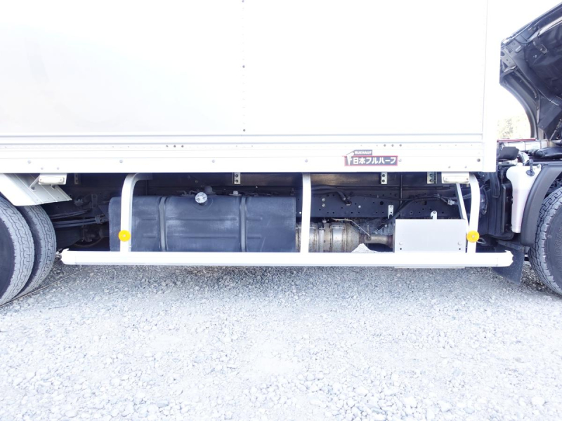 総重量4965kg積載1750kgパネルバン|中古トラックの販売・買取・査定のアイナビ